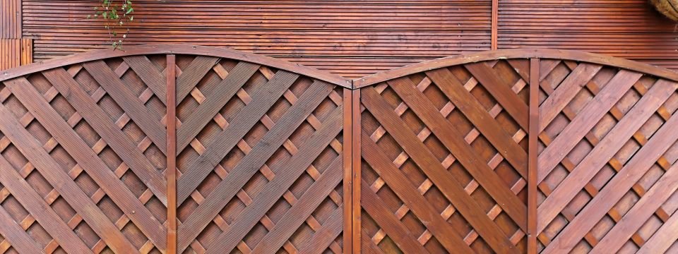 WOOD FENCING